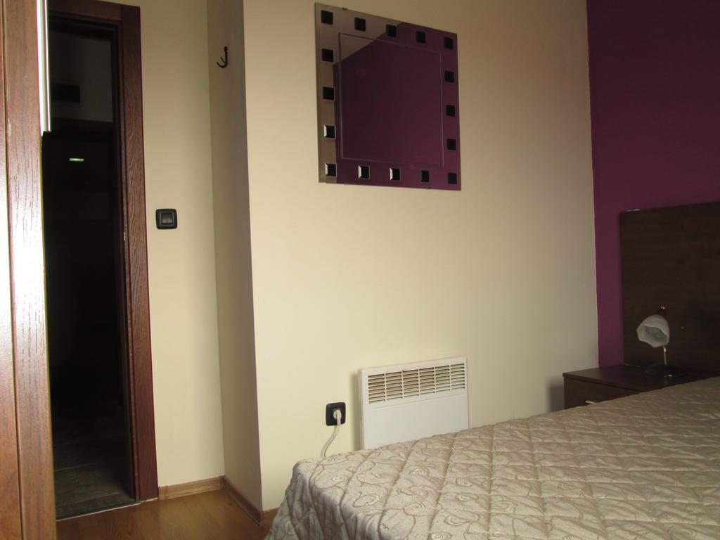 Fortuna Complex Alexander Services Apartments Bansko Bagian luar foto