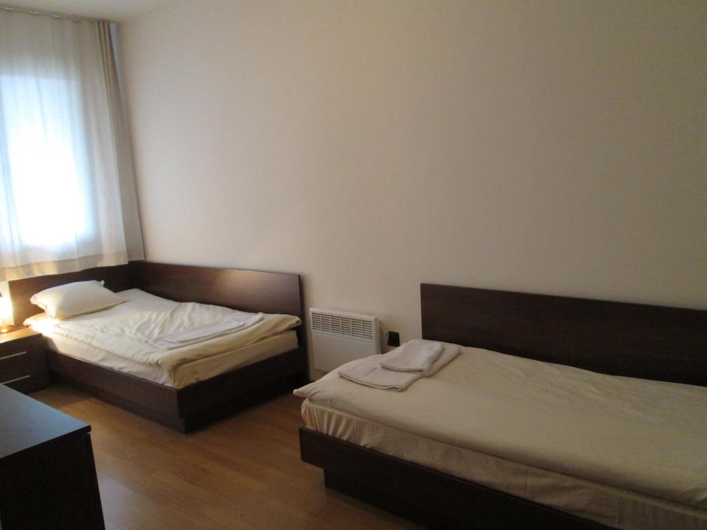 Fortuna Complex Alexander Services Apartments Bansko Bagian luar foto
