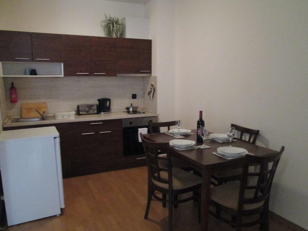 Fortuna Complex Alexander Services Apartments Bansko Bagian luar foto
